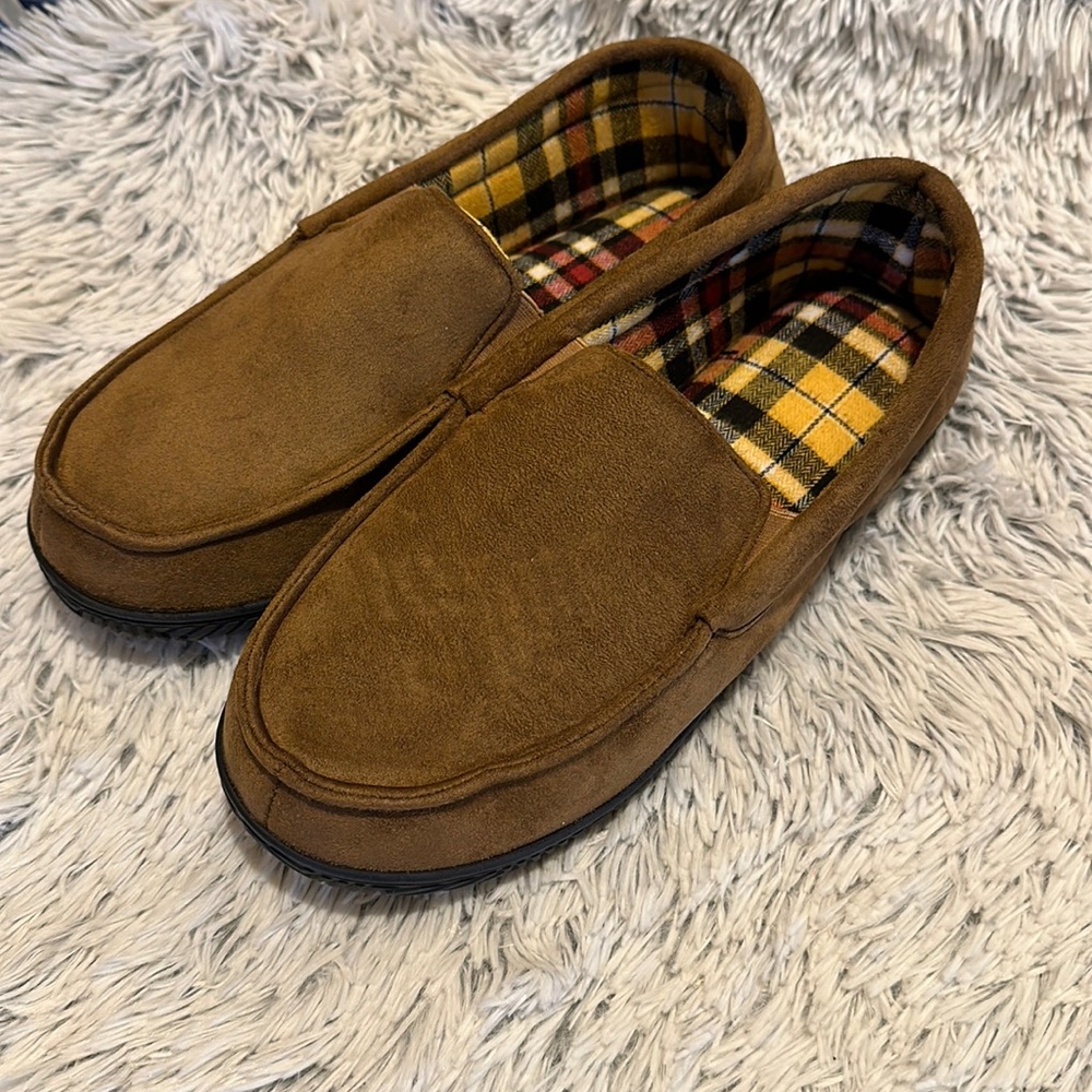 Rockdove Men’s Moccasin Outdoor Sole Slippers